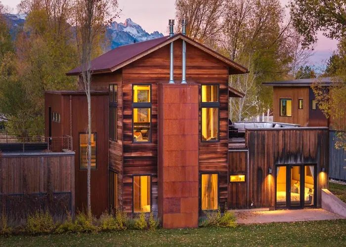 Holiday home Abode At Alpenglow *