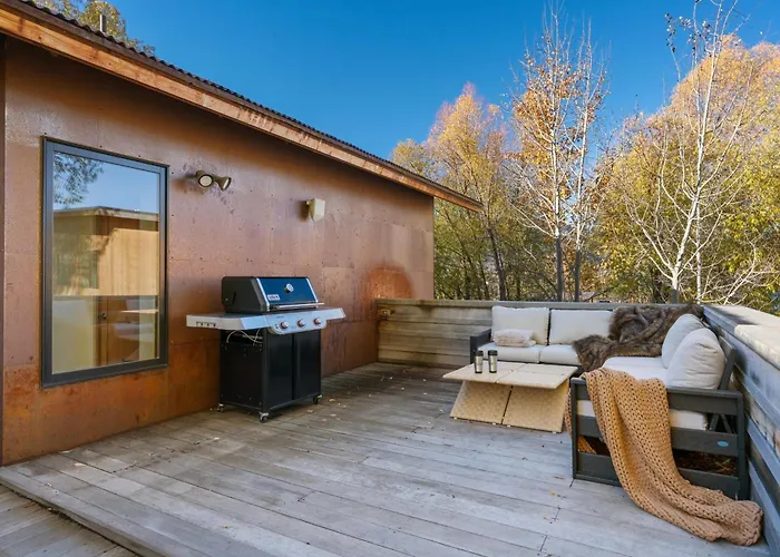 Holiday home Abode At Alpenglow *