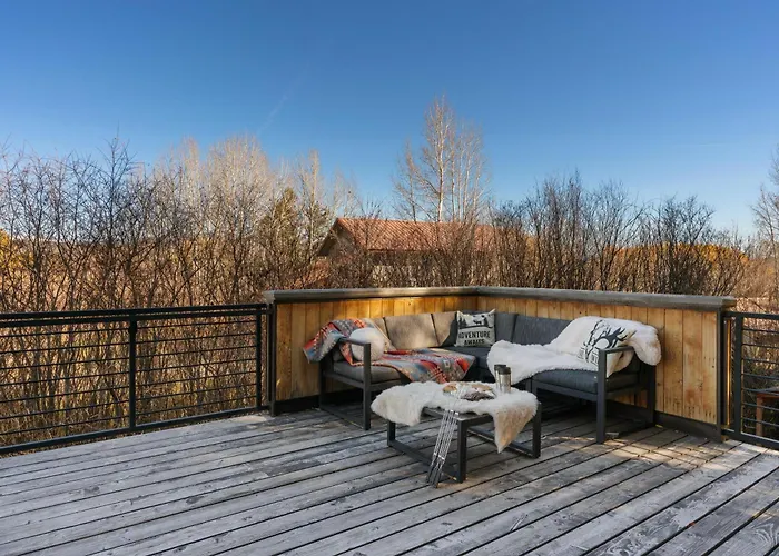 Abode At Alpenglow Holiday home *