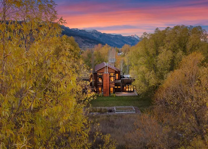 Holiday home Abode At Alpenglow